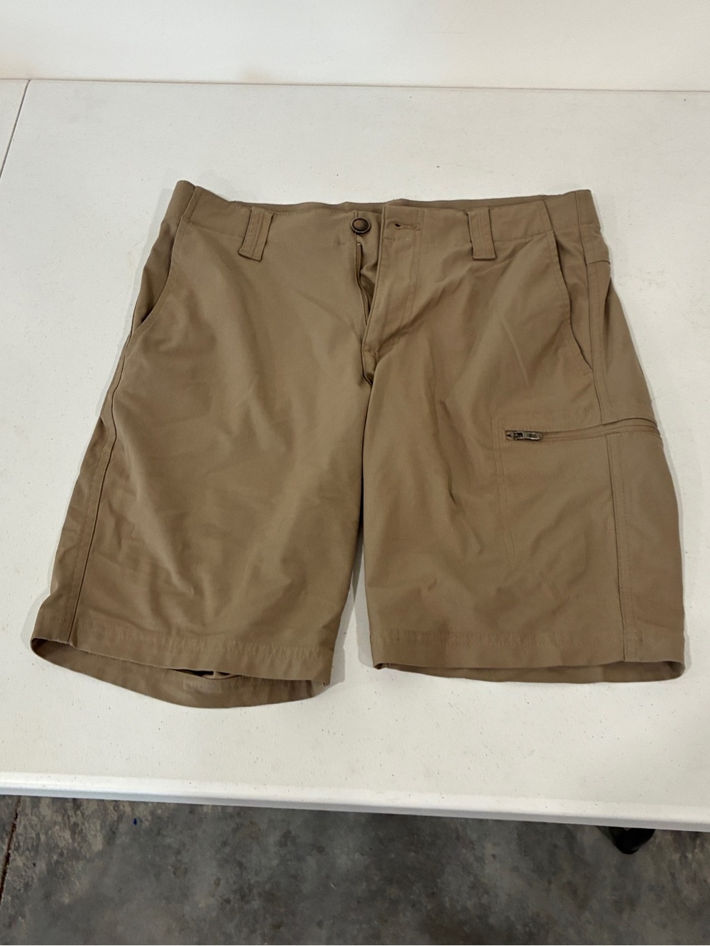 ZeroXposur Mens 4-Way Stretch Lightweight Travel/ Outdoor Shorts Size 30 Oak